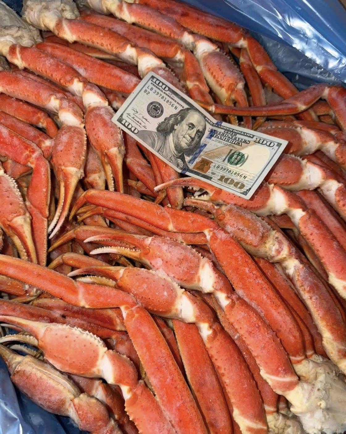 12-Up Super Colossal Alaskan Snow Crab Clusters – 20 lb Case