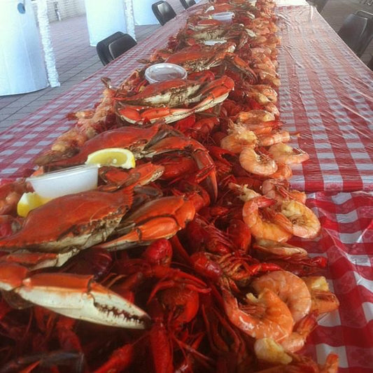 9 pound boil/// 3 Pounds Live Blue Crab //3 pounds lrg Gulf Shrimp head-on and  3 pounds frozen cooked Crawfish